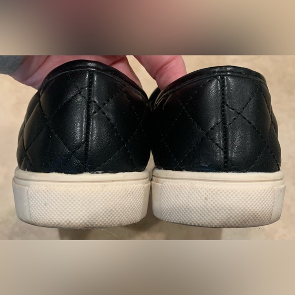 Brash Black Slip Ons Size: 7.5 - Picture 5 of 9